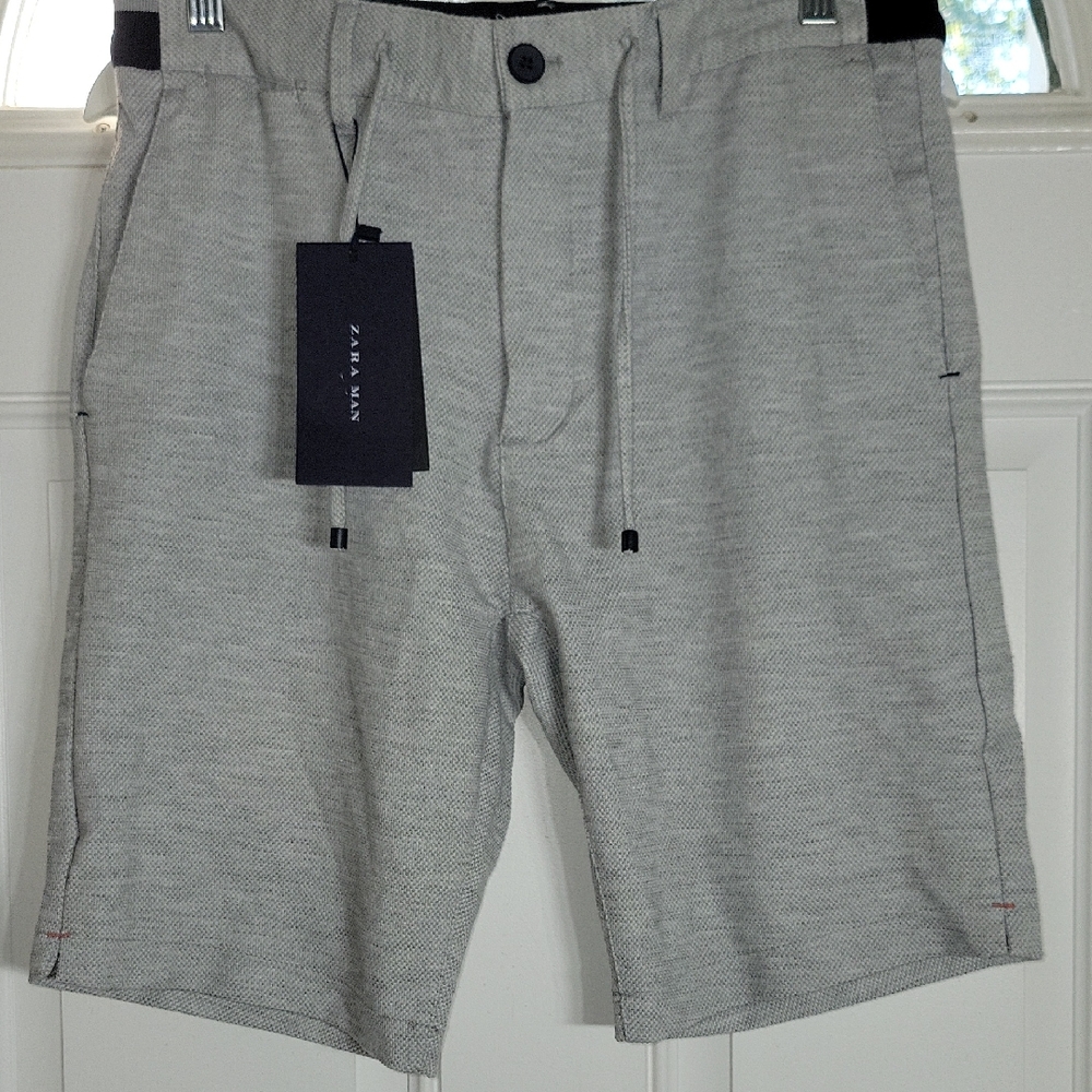 Zara Men Gray Shorts Size Small